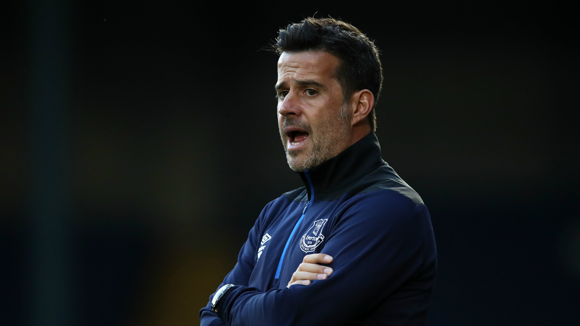 发挥重要作 发挥重要作